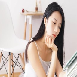 妽子丰满的身体给了我灵感：美学与健康的双重探索
